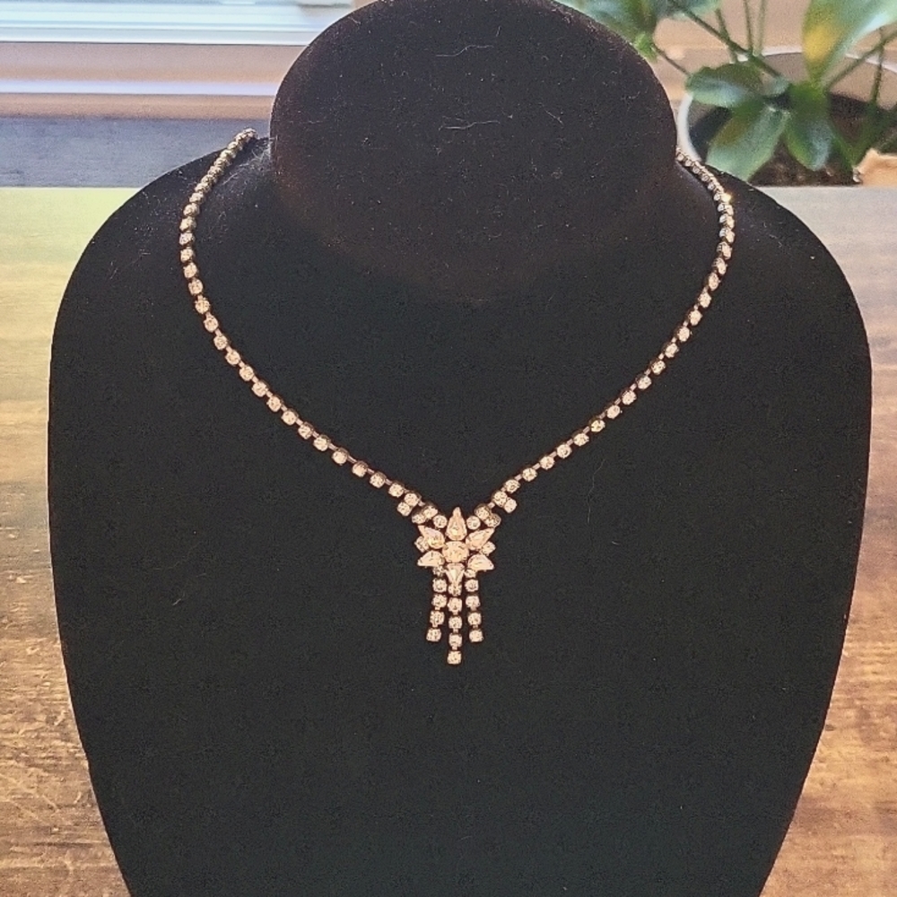 Vintage Star Drop Necklace